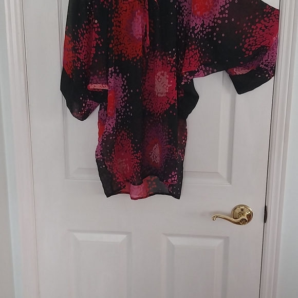 Colorful blouse - Picture 6 of 9